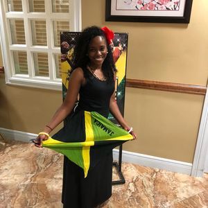 Meet your Posher, Jannell